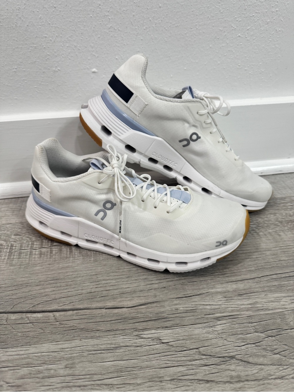 On Cloudnova Form White Running Shoes Women’s 9